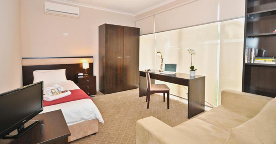 Others 3, Peers St - Comfortable Urban Accommodation, Melbourne