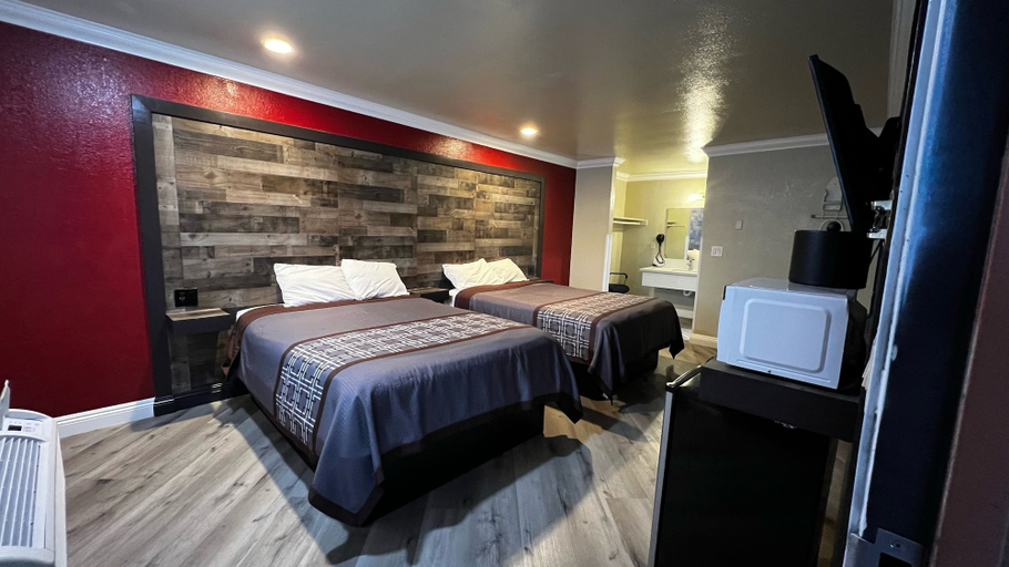 Others 5, New American Inn and Suites, Orange
