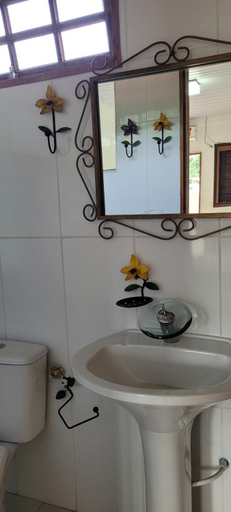 Bathroom 3, Recanto dos Passaros centro Penedo RJ, Itatiaia