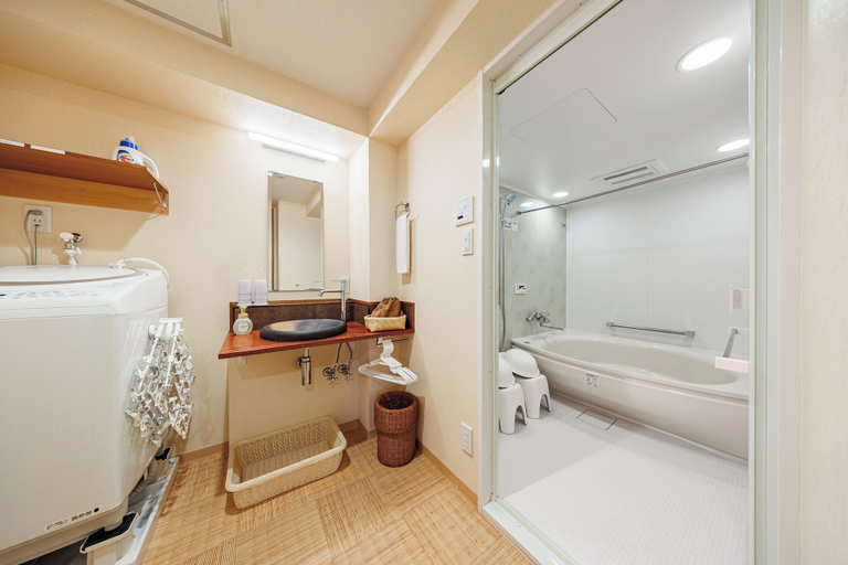 Bathroom 3, KEYAKIAN Tokyo Nihonbashi, Chūō