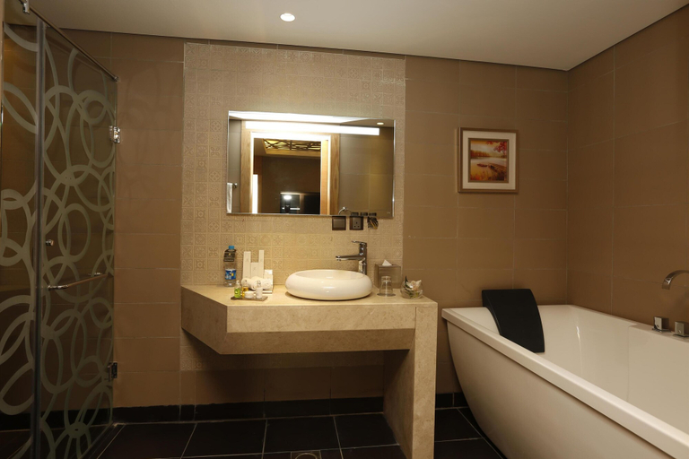 Bathroom 5, Grand Plaza Hotel - Gulf Riyadh, Riyadh