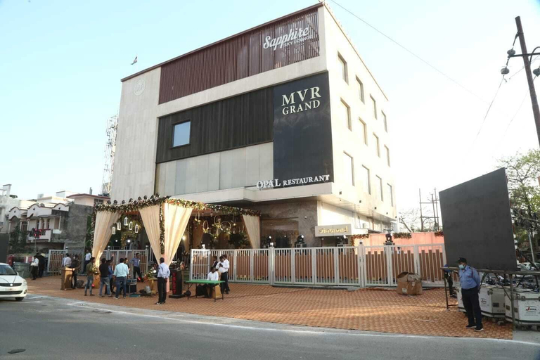 Exterior & Views 2, MVR Grand Hotel, Kanpur Nagar