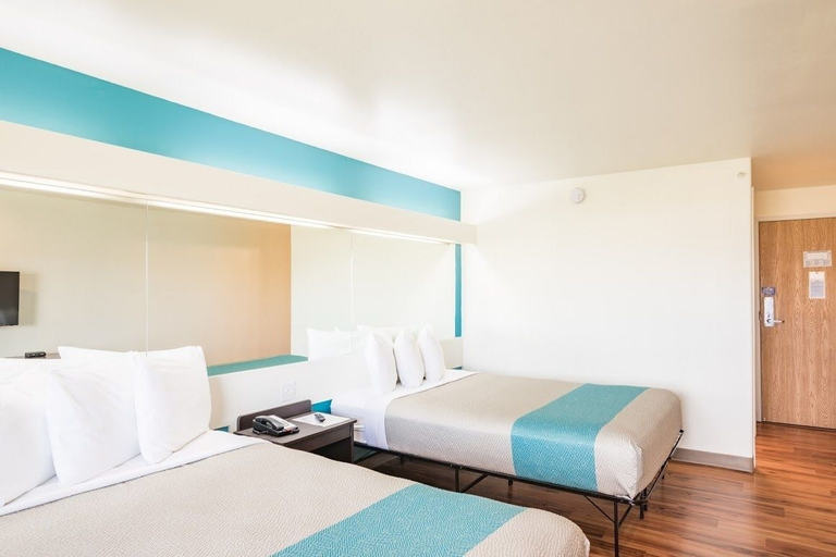 Bedroom 3, Motel 6 Idaho Falls, ID - Snake River, Bonneville