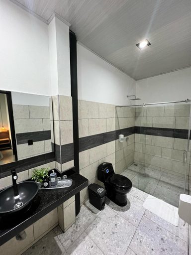 Bathroom 5, Hotel Capri Doradal, Puerto Triunfo