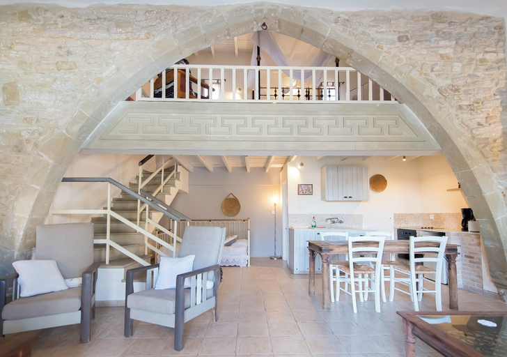 Food & Drinks 5, Cyprus Villages Hotel & Restaurant - Central Location - Bed & Breakfast - With Access To Pool And Stunning Views, Larnaca