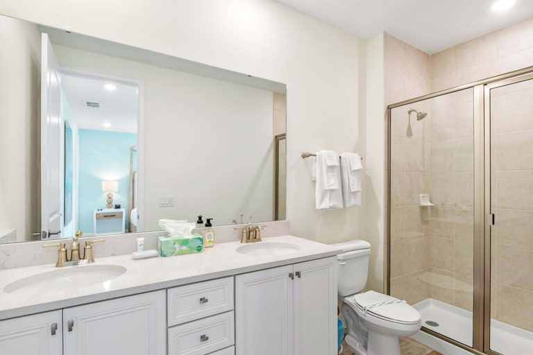 Bathroom 3, Turquoise Breeze Close to Disney, Osceola