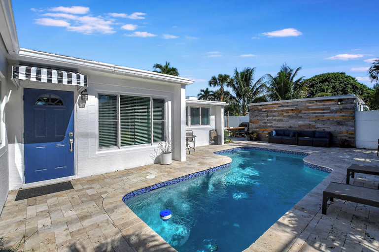 Sport & Beauty 2, Modern and Updated Delray Beach Escape Sleeps 10!, Palm Beach