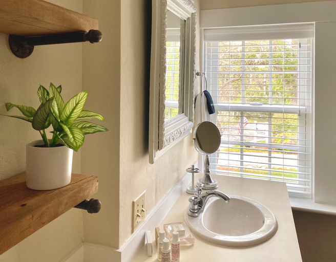 Bathroom 3, Sea Meadow Inn, Barnstable