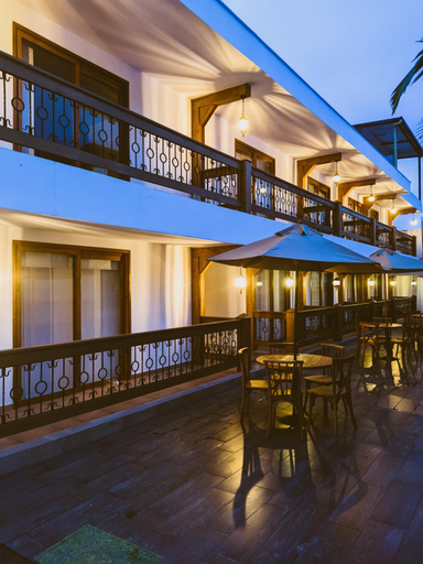 Exterior & Views 2, GRAN PLAZA SAN AGUSTIN, Isnos