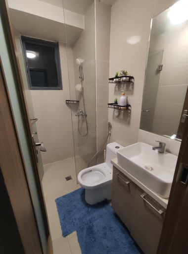 Bathroom, Balai staycation, Quezon City