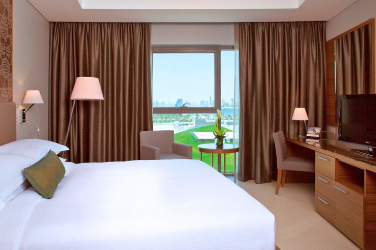 Bedroom 3, Majestic Arjaan by Rotana, Muharraq