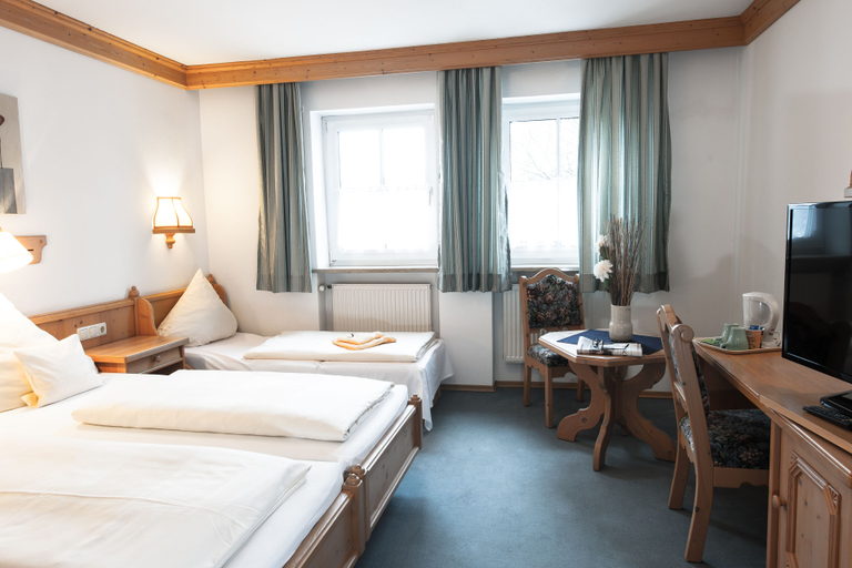Bedroom 3, Hotel Huber, Freising