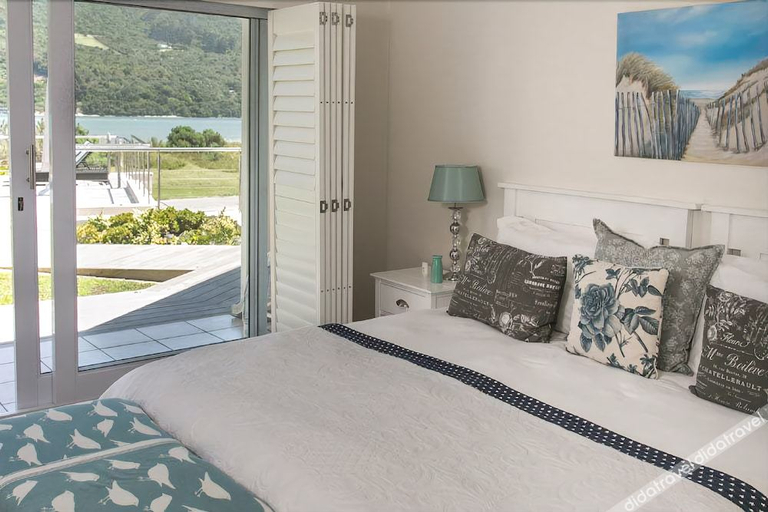 Bedroom 5, Bollard Bay House, Eden