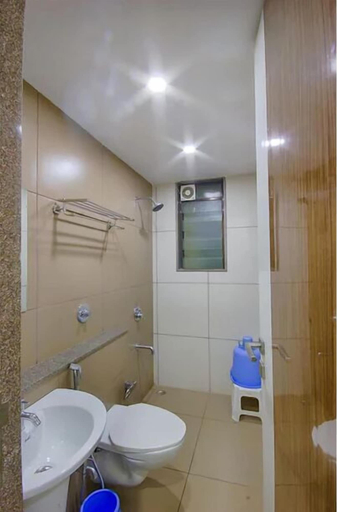 Bathroom, Hotel Grand Ashwin Executive - Igatpuri, Nashik