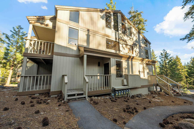 Exterior & Views 2, Kingswood Village Escape For 4, Placer