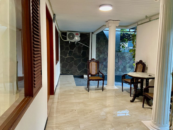 Others 2, The Cibulan Residence, South Jakarta
