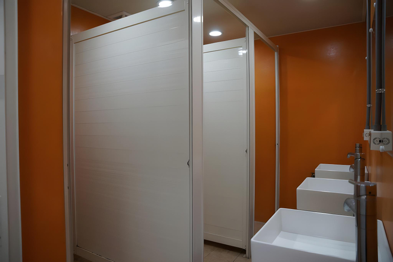 Bathroom 4, Pisces Youth Hostel, Taitung