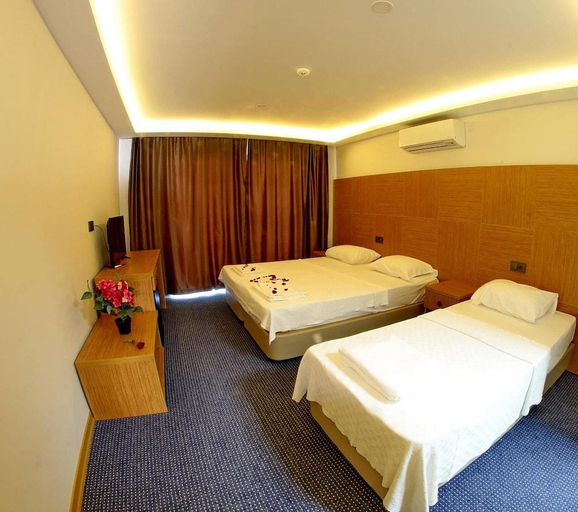 Bedroom 3, Saatlı Hotel, Çeşme