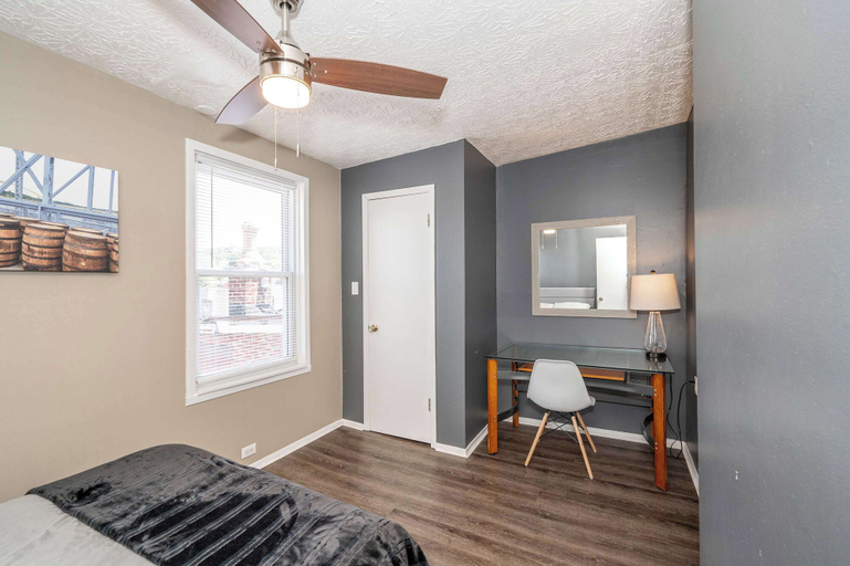 Bedroom 2, Monmouth Lofts, Campbell