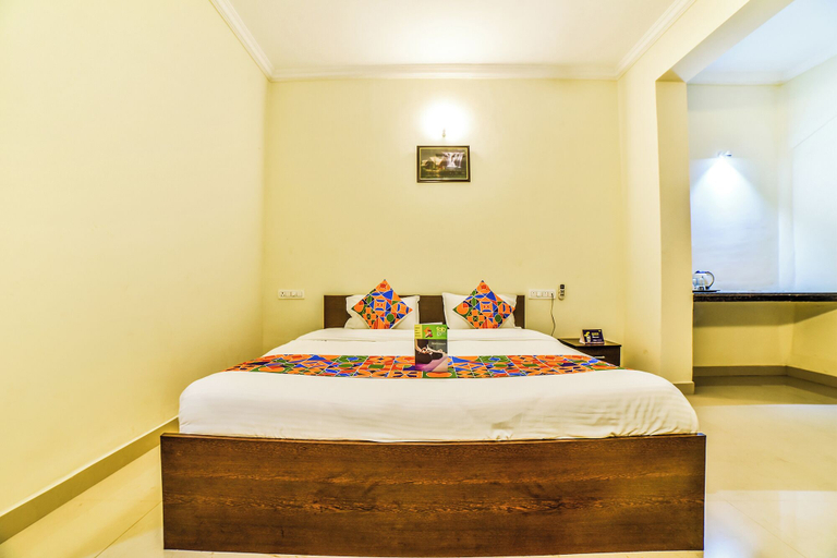 Room 3, Hotel Spring Height Near Mall De Goa, North Goa