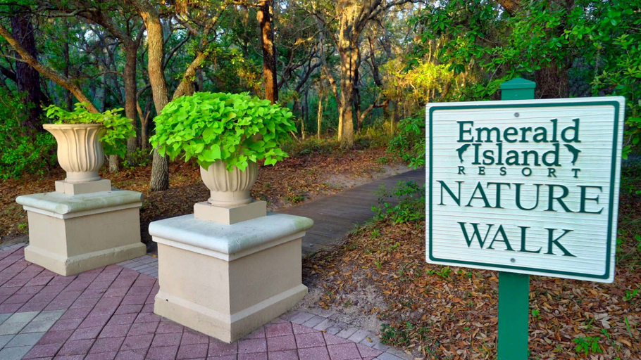 Others 5, Emerald Island Happy Place, Osceola