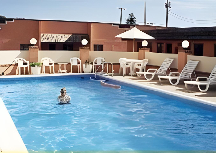 Sport & Beauty, National 9 Inn Sand Canyon, Montezuma