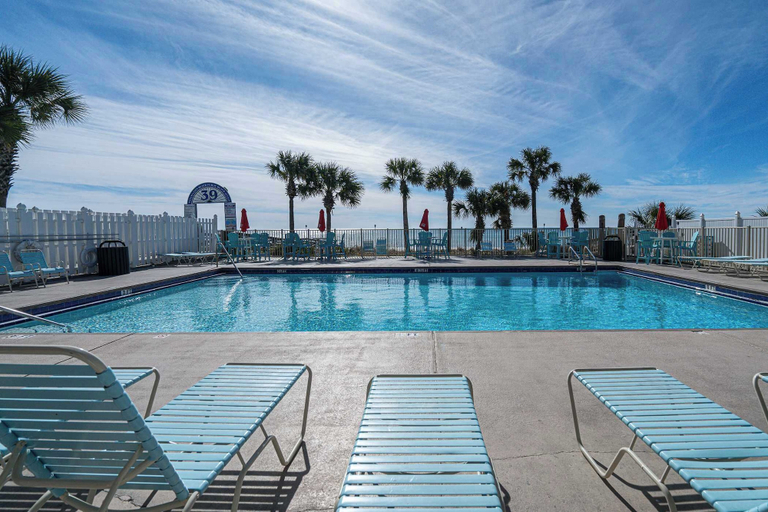 Sport & Beauty 3, The Turtle Nest Resort Condo w/ Pool!, Bay