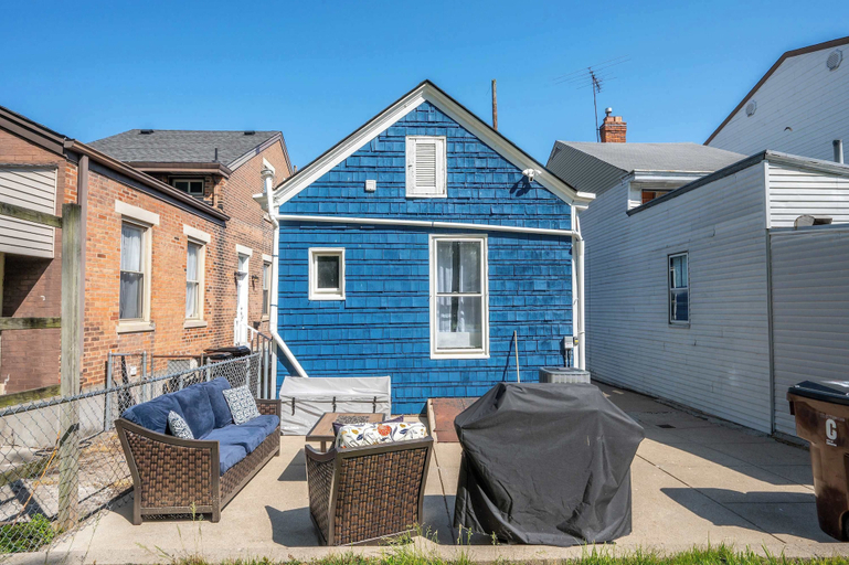 Exterior & Views 2, The Historic John H Dickman House, Kenton