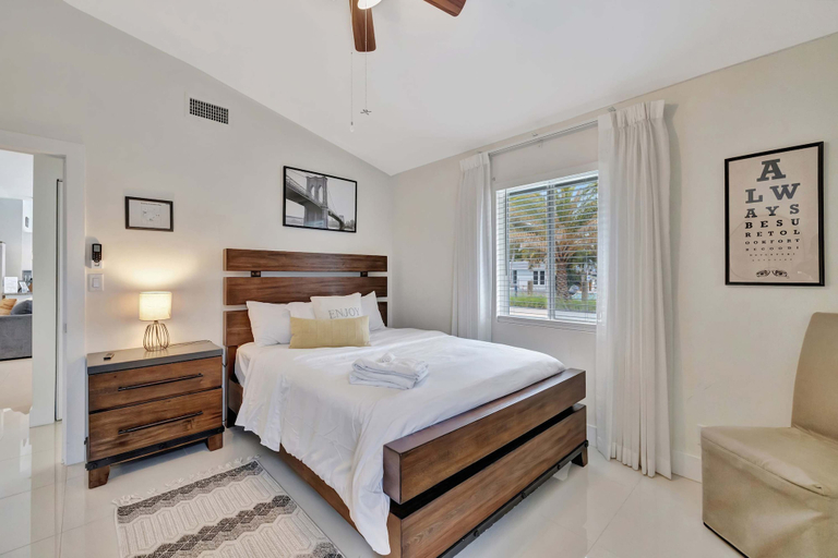 Bedroom 3, Waterfront Oasis w/ Enclosed Pool!, Broward