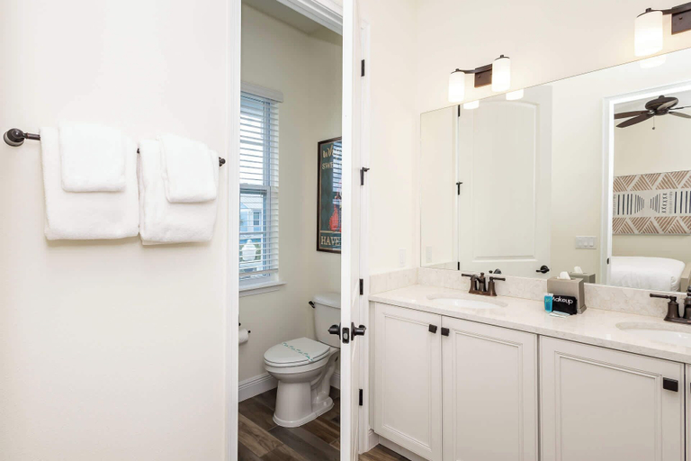 Bathroom 3, Hunky Dory II Margaritaville Resort!, Osceola