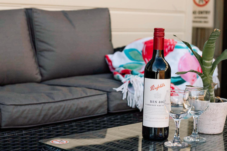 Food & Drinks 3, Beachcomber Holiday Units, E. Gippsland - Bairnsdale