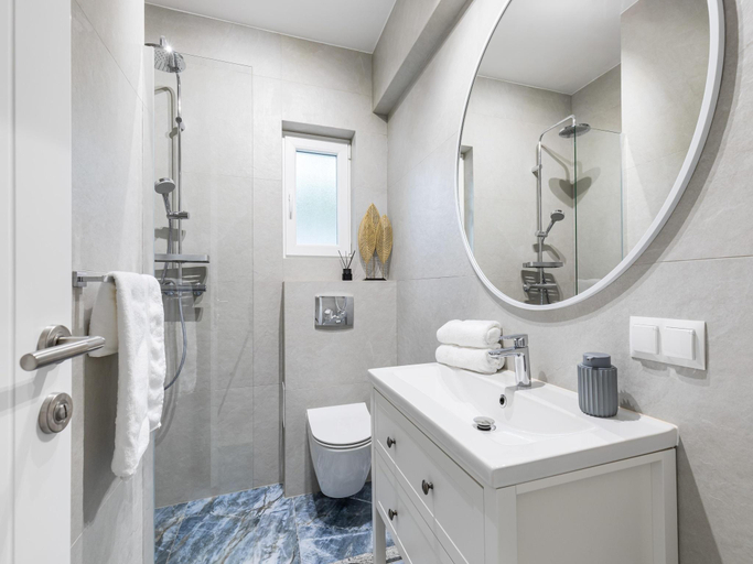 Bathroom, Apartment in Slatine near the Sea beach, Trogir