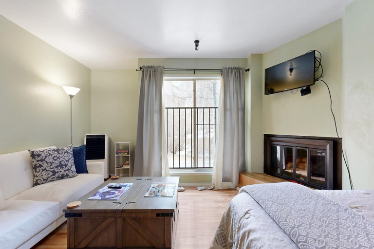Bedroom 2, Elkhorn Angani 54, Blaine