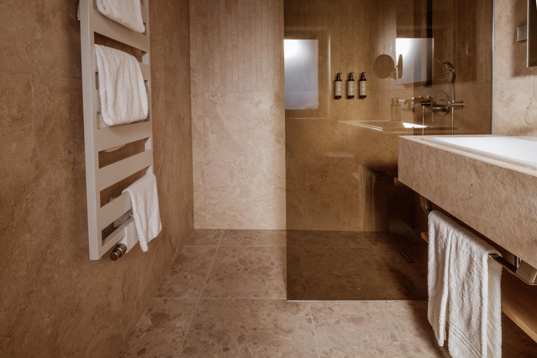 Bathroom 5, Hotel Auerhahn am Schluchsee, Breisgau-Hochschwarzwald