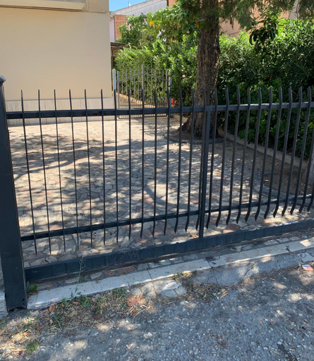 Others 4, Civico 205, Fermo