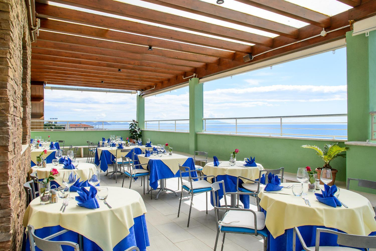 Food & Drinks 5, Hotel Villa Marcella, Livorno