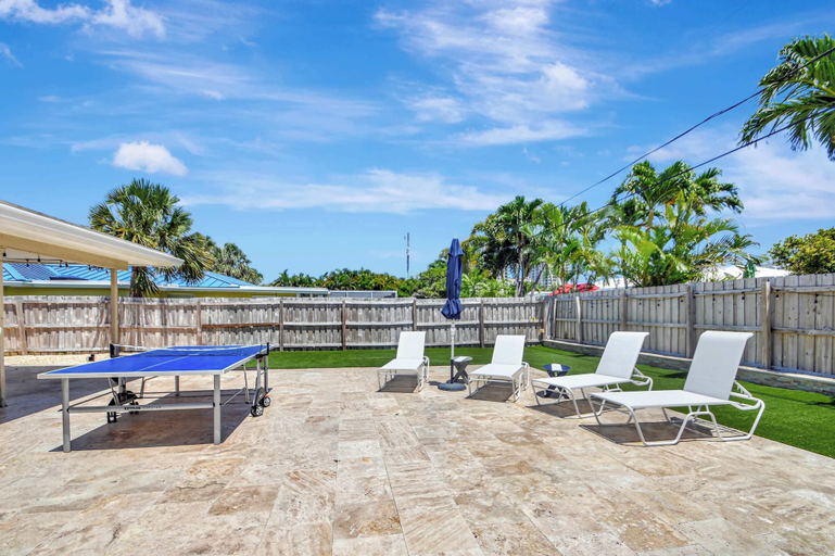 Others 4, Dolphin Villa Private Pool!, Palm Beach