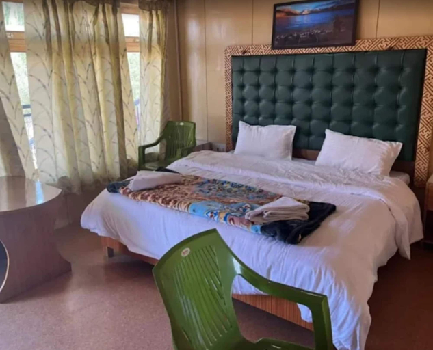 Bedroom 3, Cheerful Villa, Leh