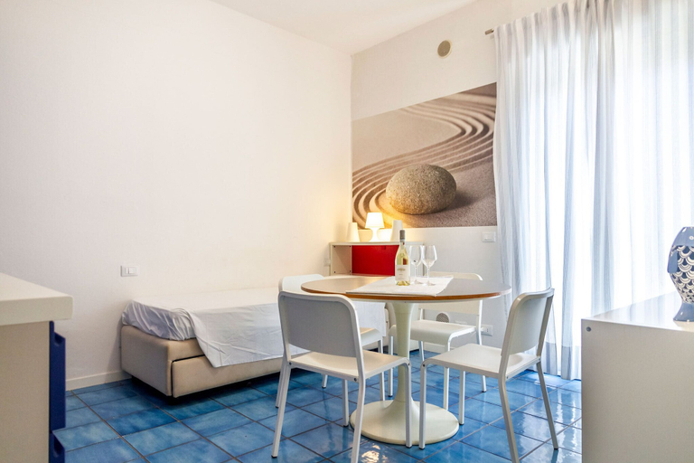 Others 2, Residence I Mari, Grosseto