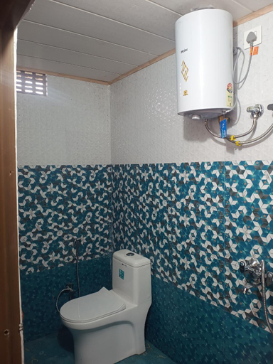 Bathroom 5, Mellifluous - By Pine View, Darjiling