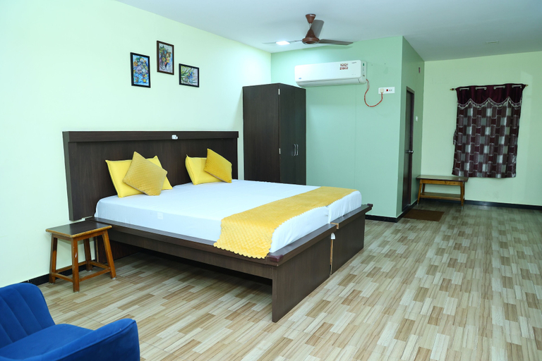 Bedroom 3, Sri sapthagiri lodge, Prakasam