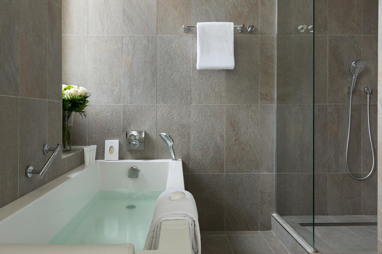 Bathroom 5, Hotel Barriere Le Royal La Baule, Loire-Atlantique