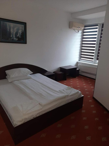 Bedroom 5, Surianu Events Hotel-Restaurant, Orastie