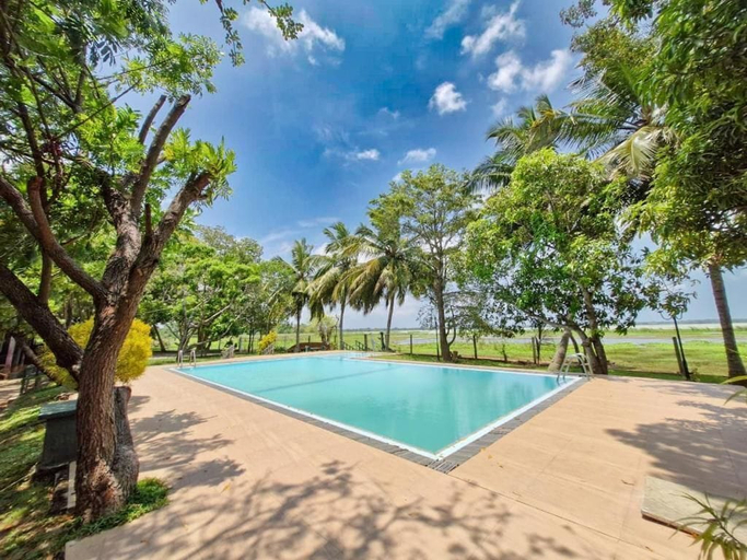 Sport & Beauty 5, Flamingo Lake Resort, Thissamaharama