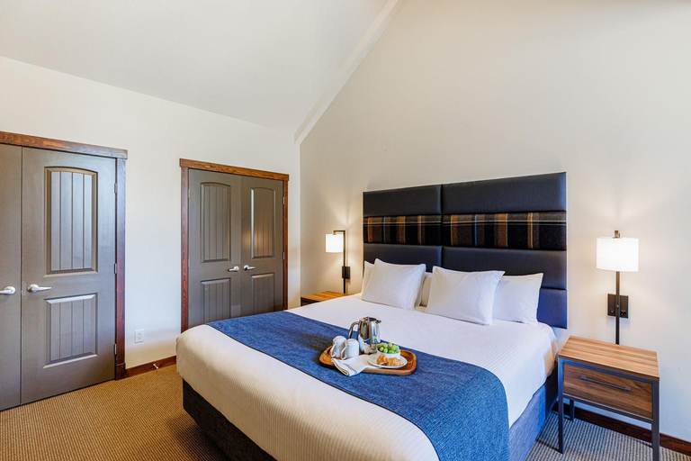 Bedroom 3, Stoneridge Mountain Resort, Division No. 15