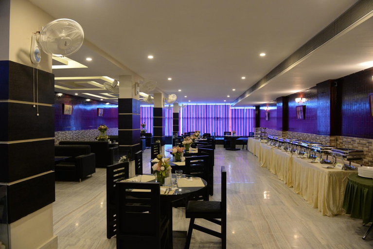 Food & Drinks 5, Hotel Lake Shilloi, Dimapur