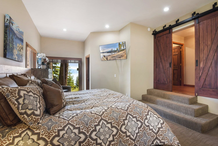 Bedroom 3, Shoreline Vista | 180° Lake Views | Pet-Friendly | 2 Master Suites, Placer