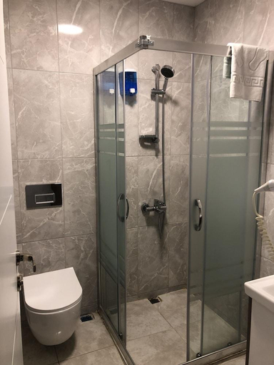 Bathroom 3, Punta Vista Hotel, Konak