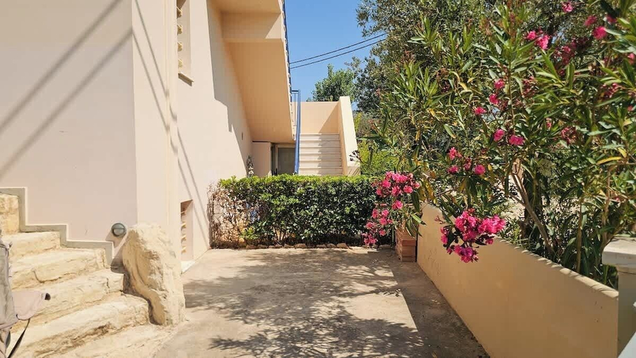 Others 3, Casa Elysia 1BR with Beach & Pool, Crete