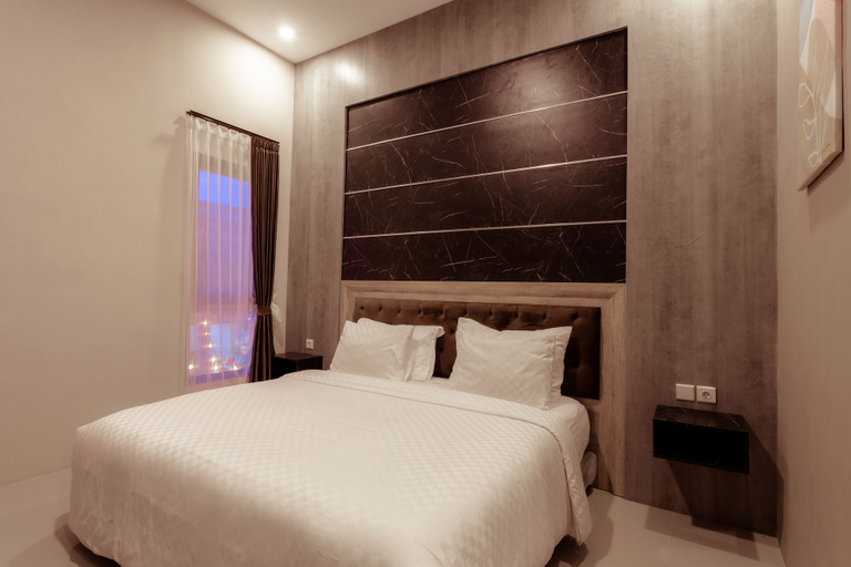 Bedroom 25